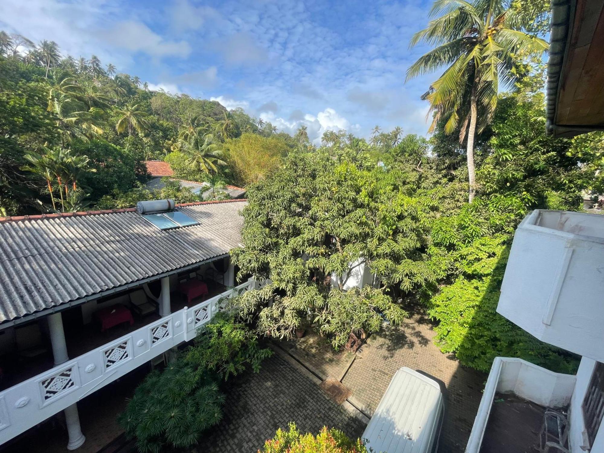 Serendipity Beach Unawatuna Eksteriør billede
