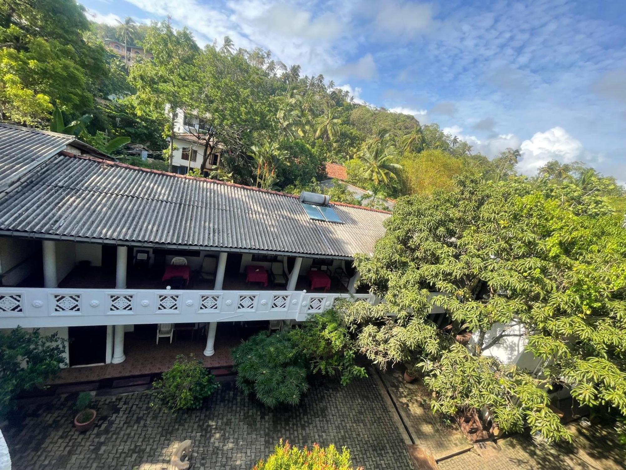 Serendipity Beach Unawatuna Eksteriør billede